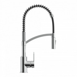 WK 3 in Chrom, Küchenarmatur mit innovativem Spiralfeder-Design